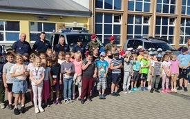 2021061_policja_w_szkole_10