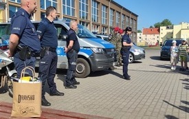2021061_policja_w_szkole_04