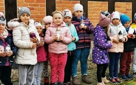 20211104_cmentarz_Mielenko_szkola (4)