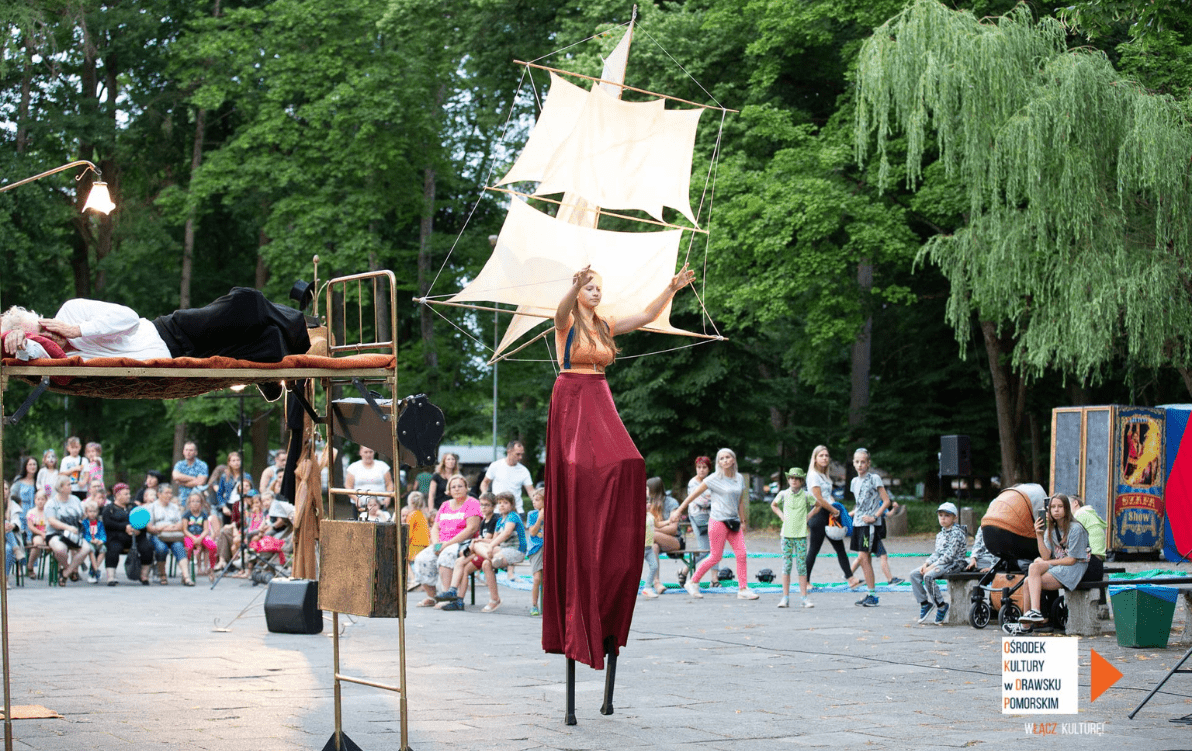 PARK - Drawski Festiwal Teatrów Ulicznych