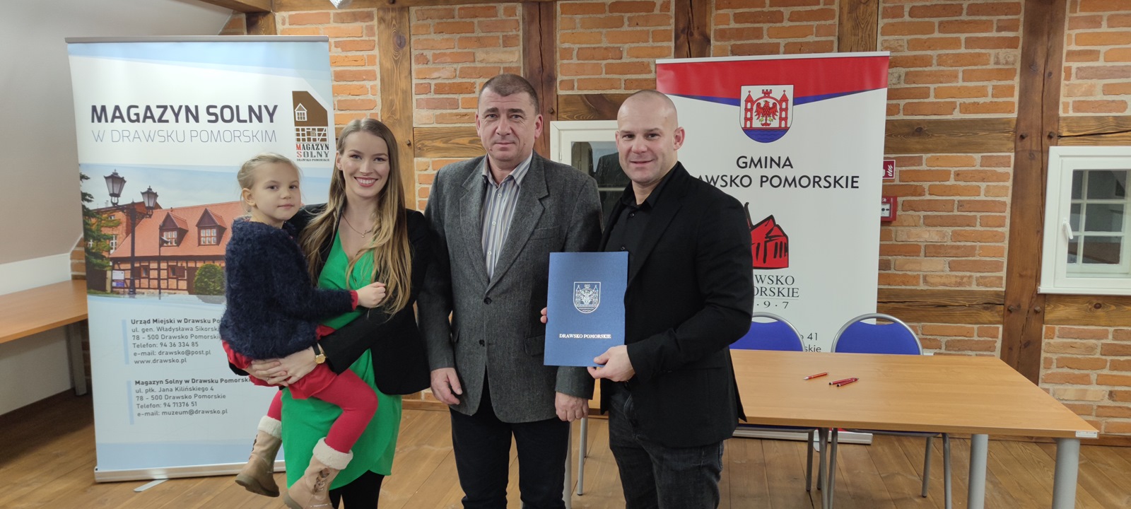 sala,grupa medyczna,burmistrz