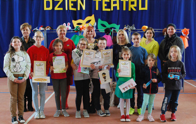 Zdjęcie do Pokaz aktorskich umiejętności w szkole w Mielenku