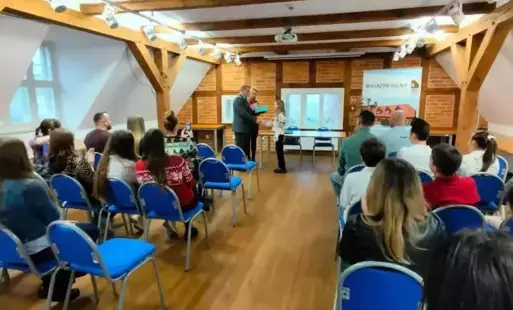 Zdjęcie do Uroczystość wręczenia stypendi&oacute;w Burmistrza Drawska Pomorskiego