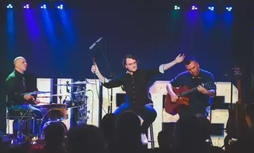 Zdjęcie do Koncert z cyklu "Kawiarnia Kinowa Muzycznie"