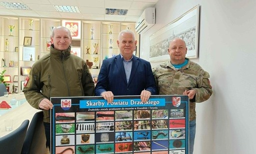 Zdjęcie do &bdquo;Skarby Powiatu Drawskiego&rdquo; w Urzędzie Miejskim w Drawsku Pomorskim