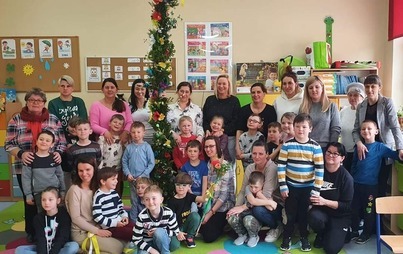 Zdjęcie do  WIELKANOC ZBLIŻA SIĘ - zajęcia otwarte w grupie 0B z udziałem rodzic&oacute;w