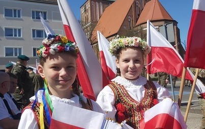 Zdjęcie do Dzień Flagi w Drawsku Pomorskim - relacja z uroczystości.