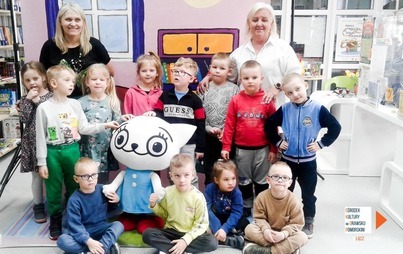 Zdjęcie do Kicia Kocia, Olo i Awa - postacie z bajek - odwiedziły biblioteki w powiecie drawskim.